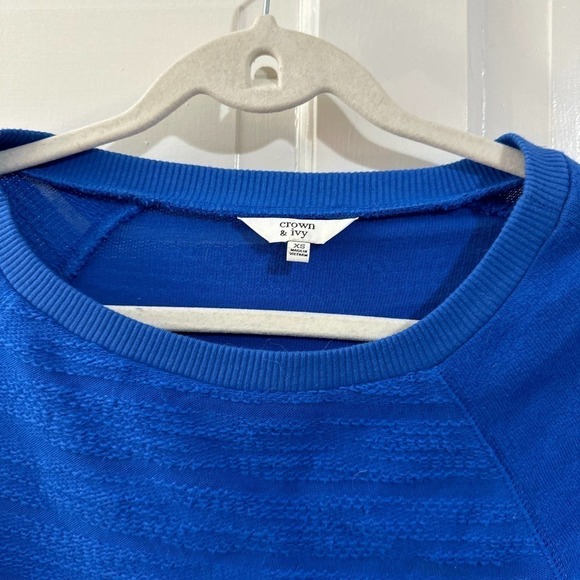 CROWN & ivy sweatshirt - Picture 2 of 3